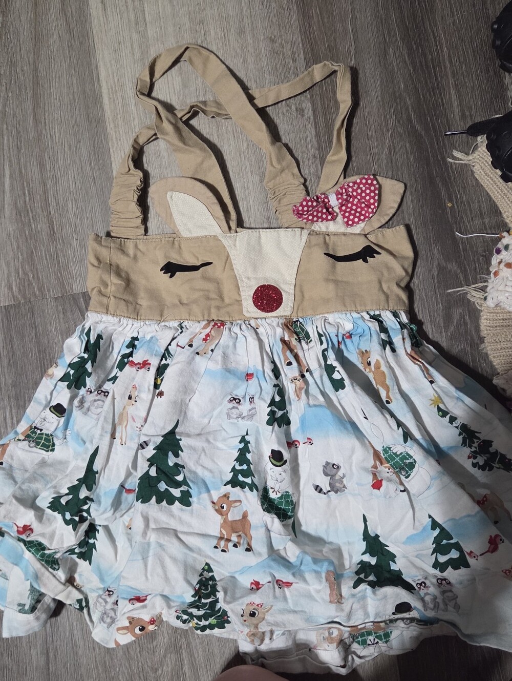 Reindeer Apron Dress with Woodland Print Size 5?